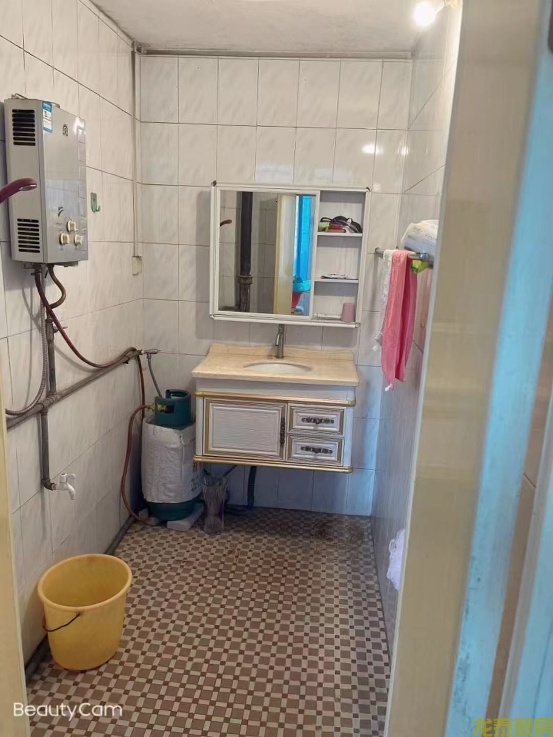 老城区东方2路五楼 70方两房 仅16.5万