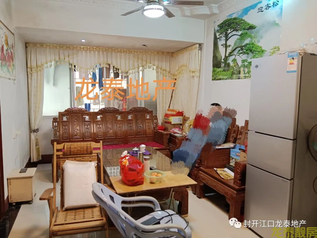 河南新城区纤维板宿舍一楼精装