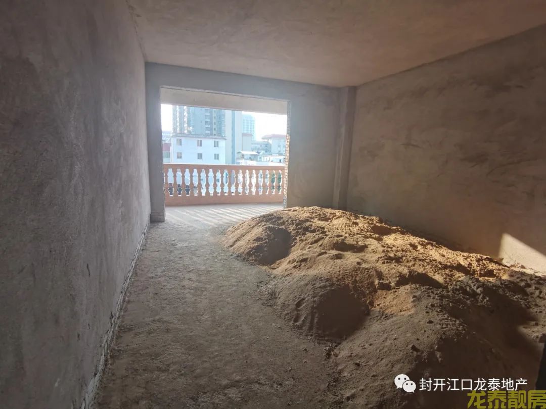 河南城区一线临街4层半自建房整栋出售