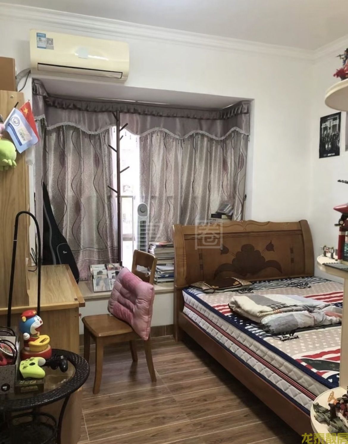 星河御景电梯中层