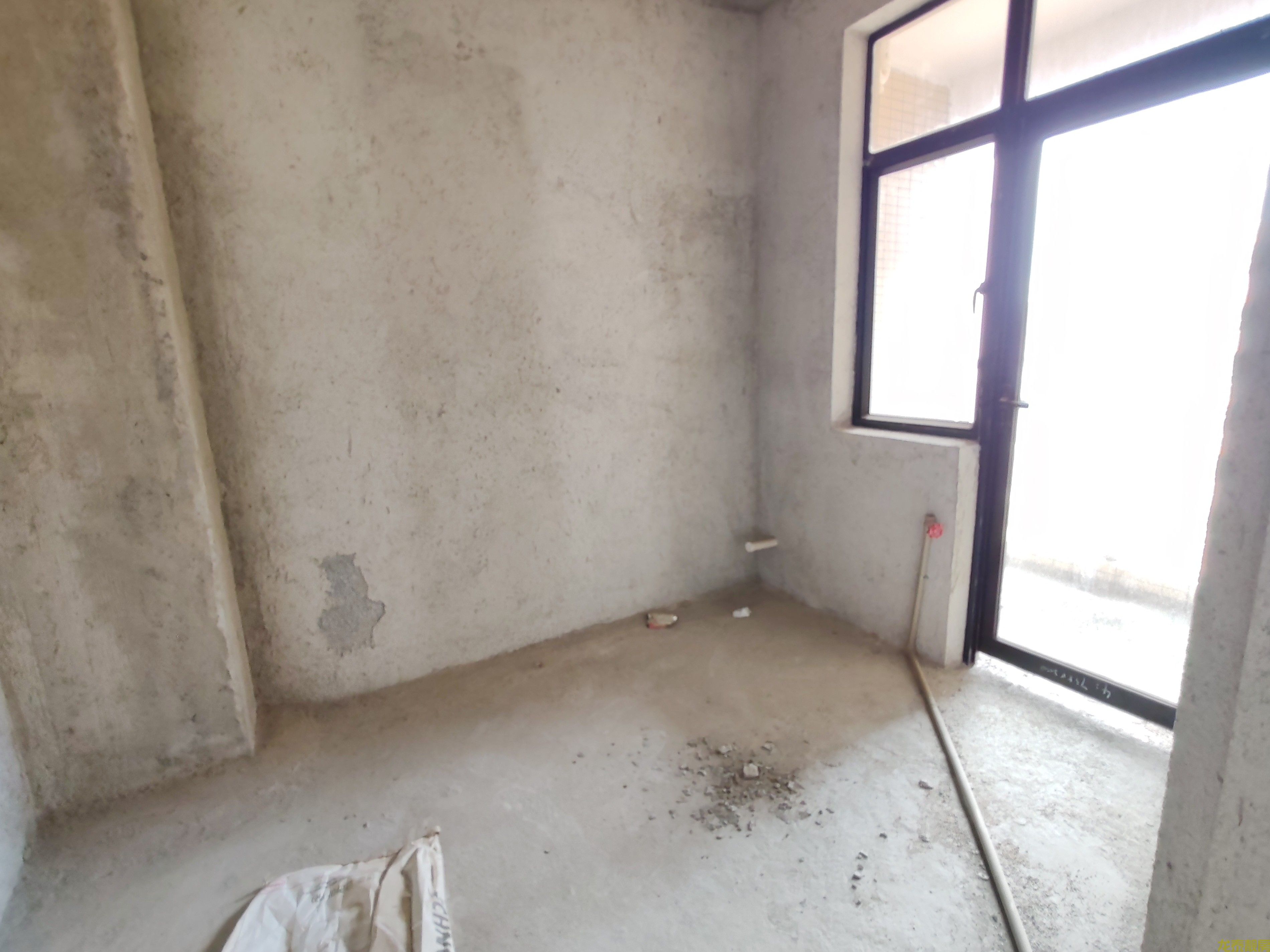 盛世莲花毛坯3房单边位