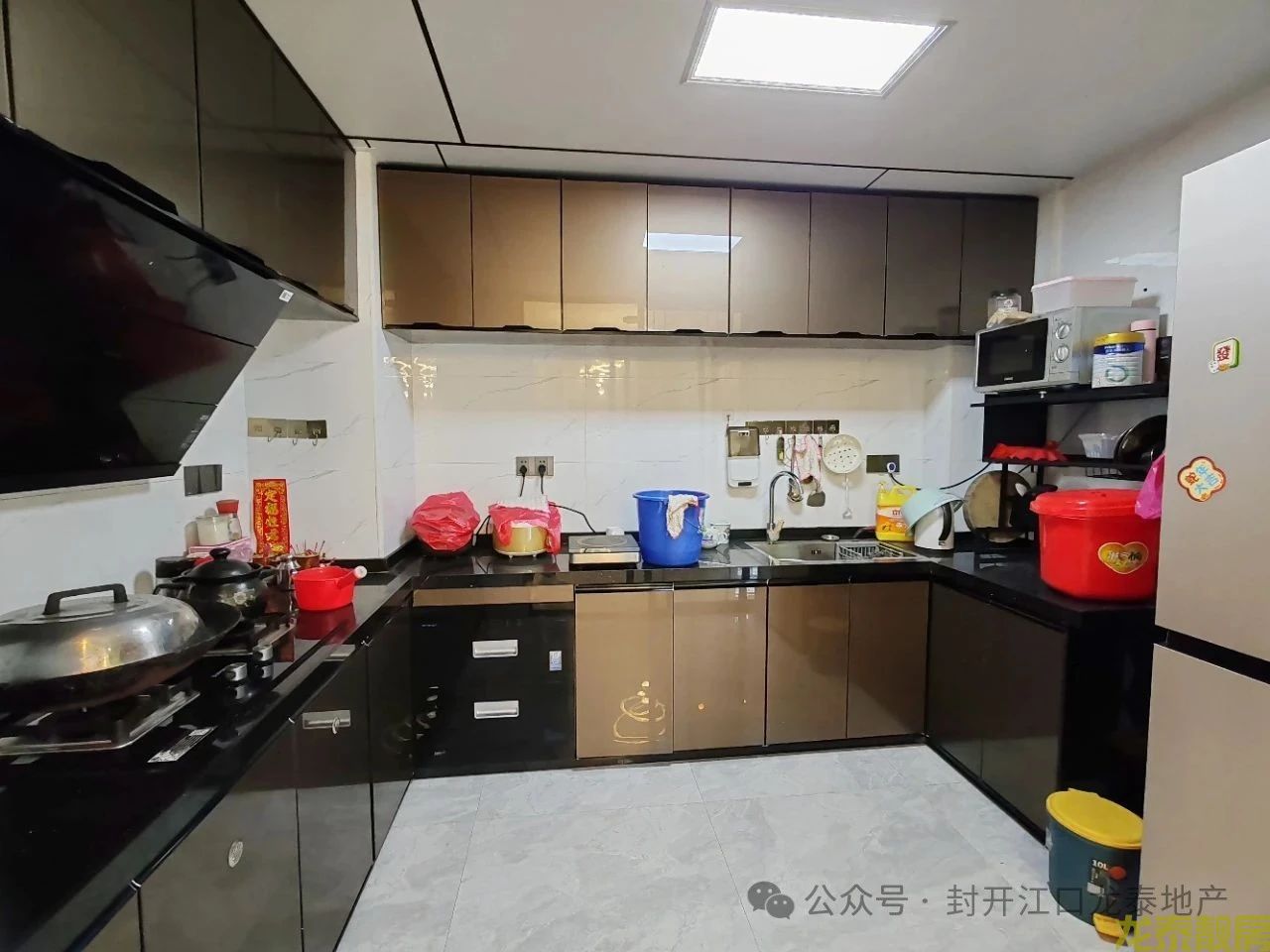 佰隆山河 148平 四房豪装 首付11万