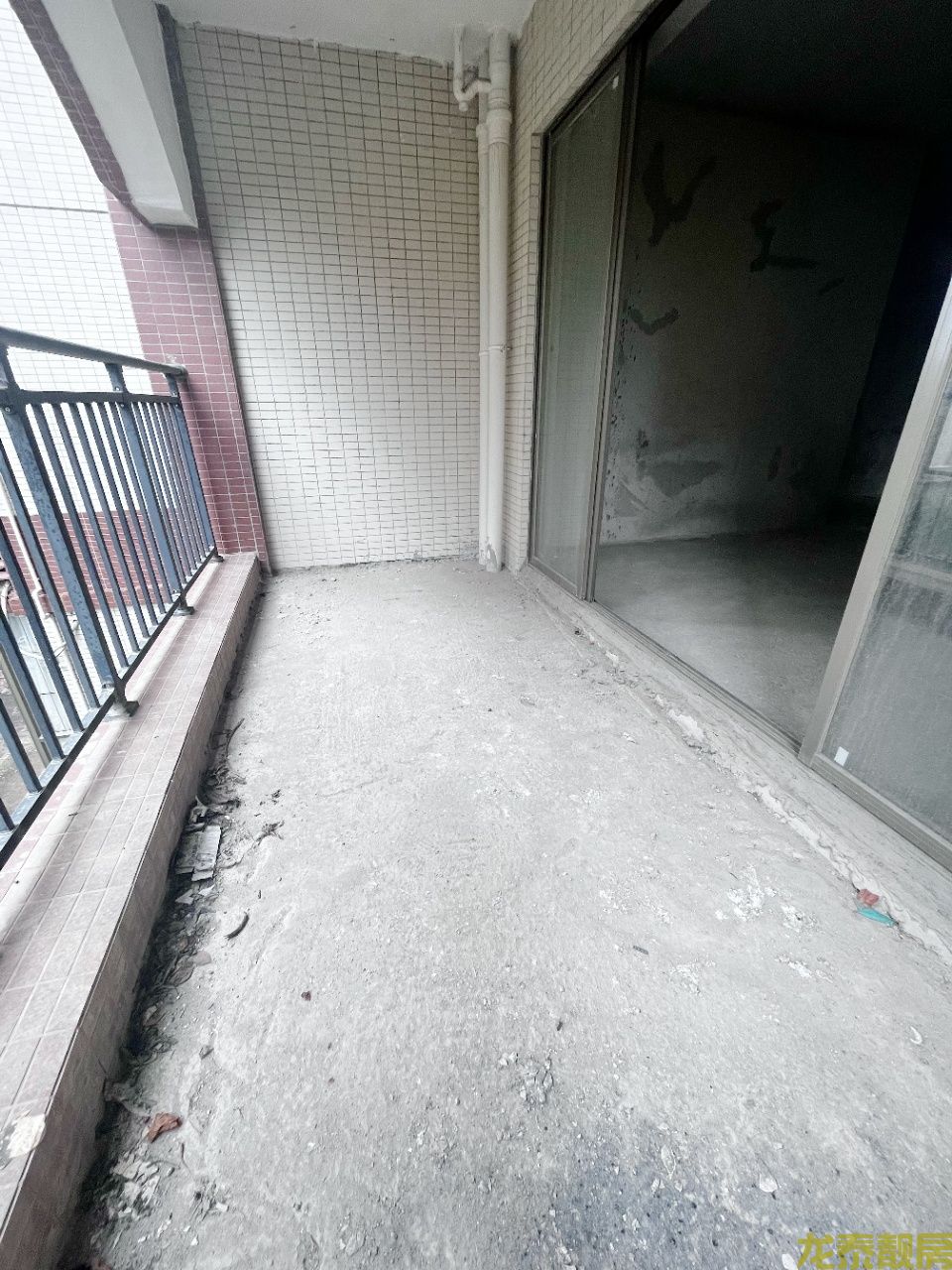 县府广场旁星河御景好房出售！